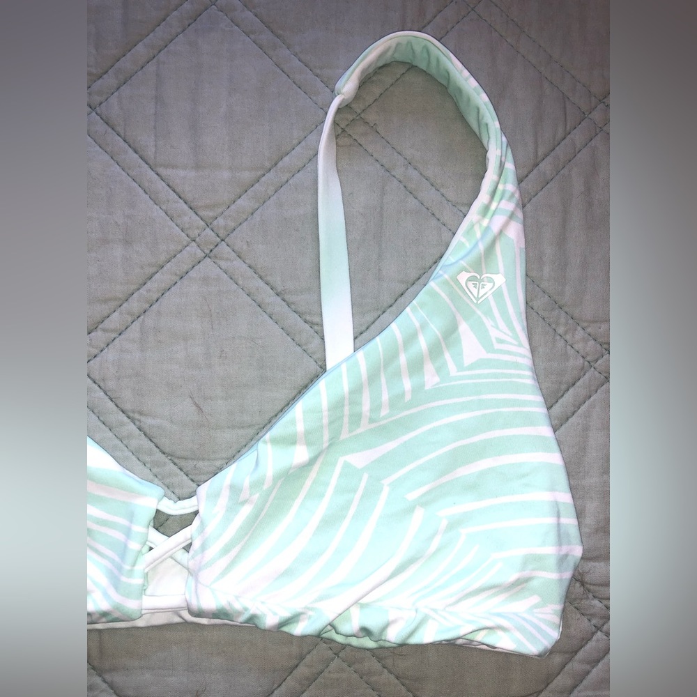 Roxy bikini - Picture 3 of 9
